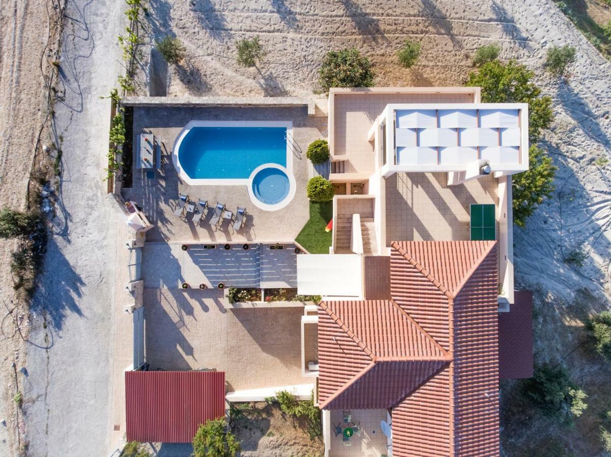 Saint George Villa